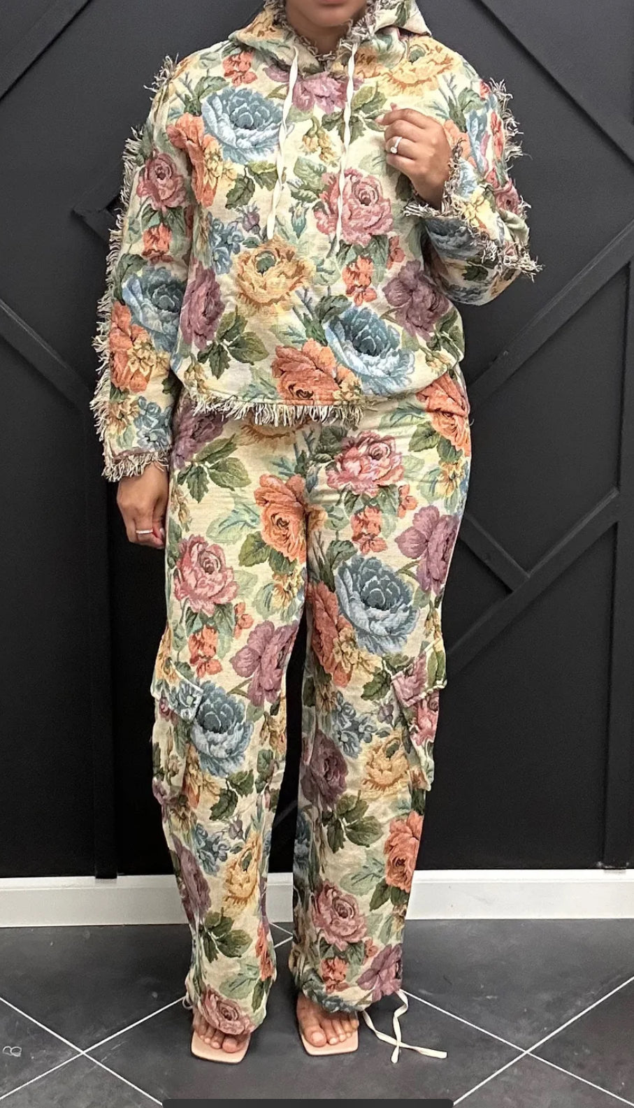 Tapestry "Sale"
